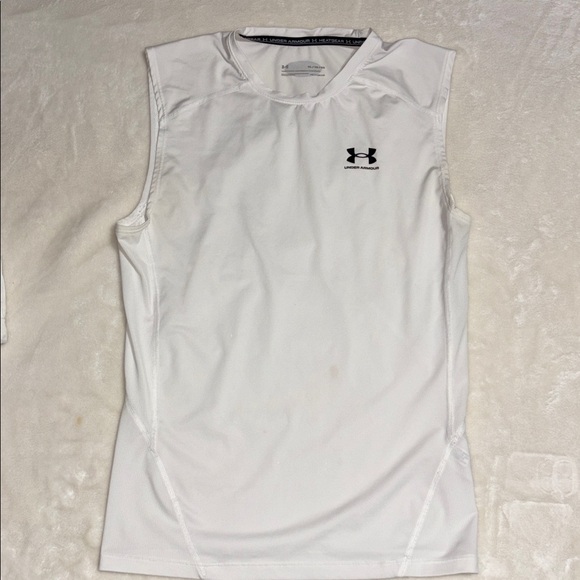 Under Armour White Athletic Sleeveless Shirt - Picture 1 of 4